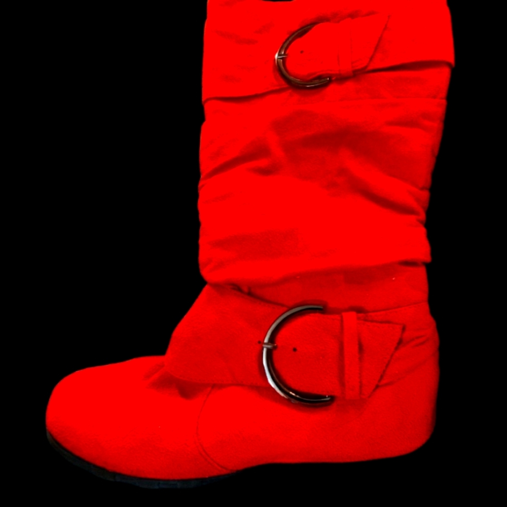 Red boots size 10.Super cute Super Comfy